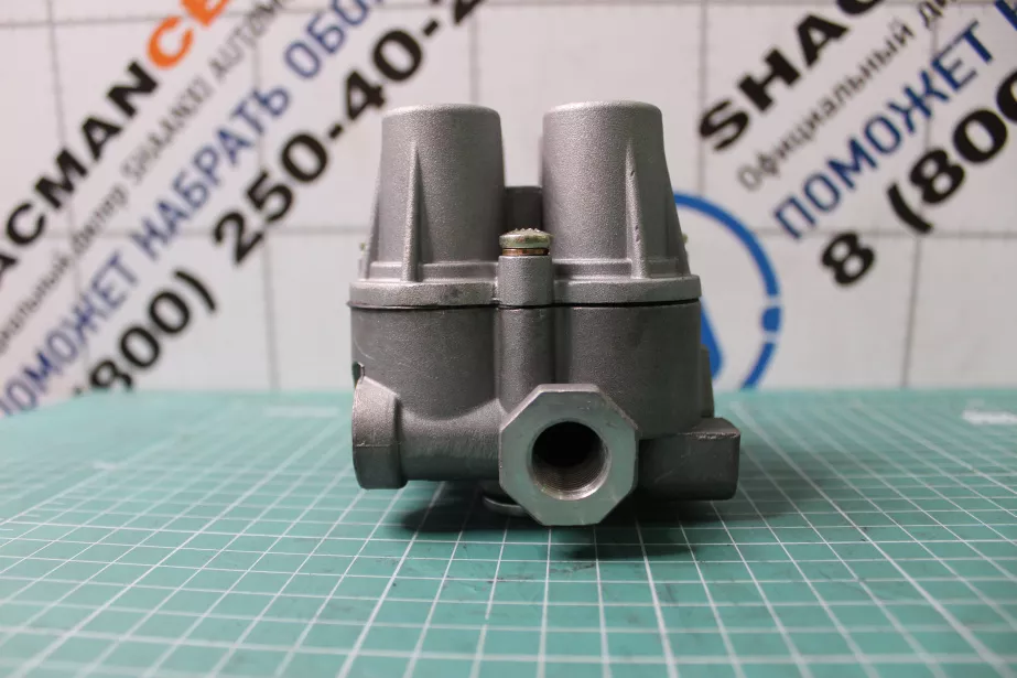 Клапан защитный тормозной системы (4-х контурный) HOWO, (AZ9100360067) для грузовиков *