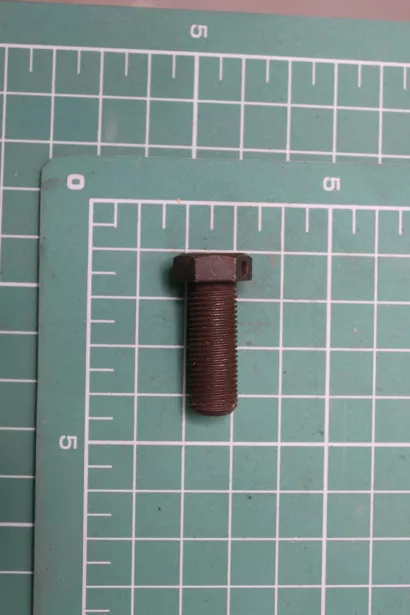 Болт вилки сцепления FULLER для грузовиков *