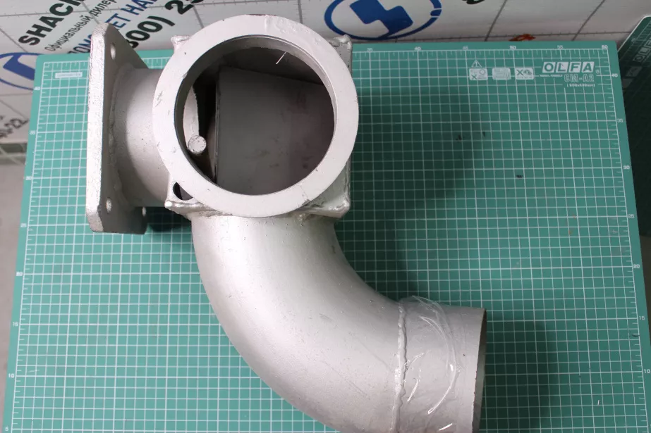 Тройник выхлопной системы (выход на кузов) F3000 SHAANXI для грузовиков *