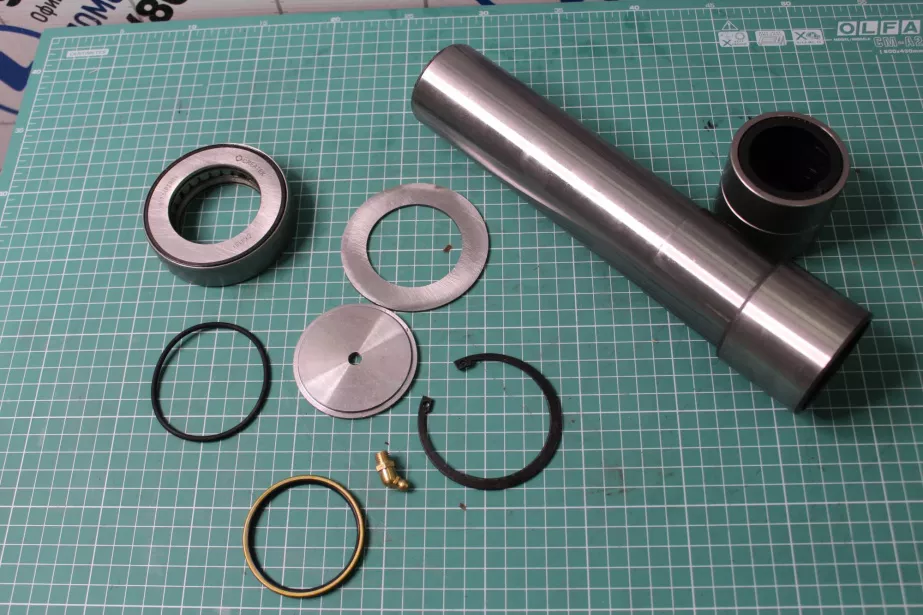 Ремкомплект шкворней (9,5 тонн D55 d54 L232) CREATEK, Евро-5, F3000, X3000, (CK5127) для грузовиков SHAANXI