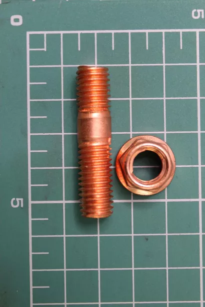 Болт крепления турбины D10, L55, (Медь) HOWO для грузовиков *