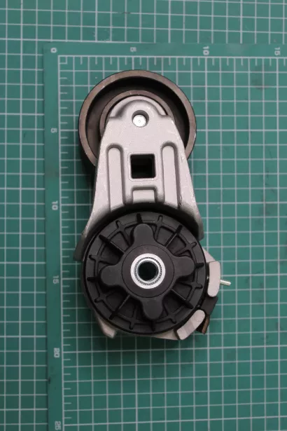 Ролик натяжитель ремня SHAANXI для грузовиков *