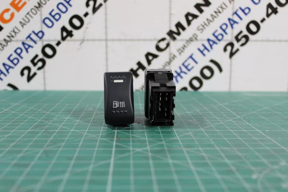 Клавиша включения подогрева топ.бака SHAANXI, X3000 для грузовиков *