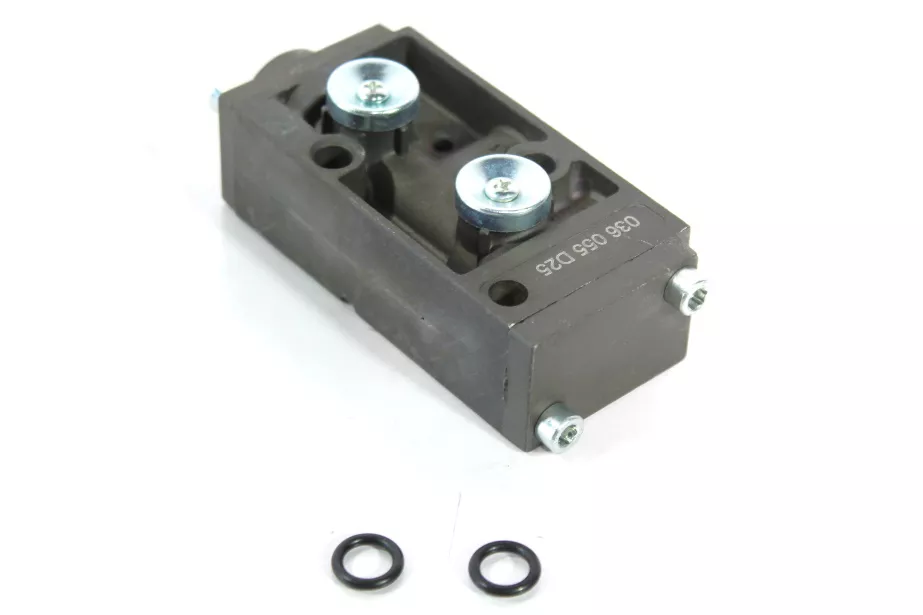 Клапан включения делителя КПП ZF SAMPA для грузовиков *