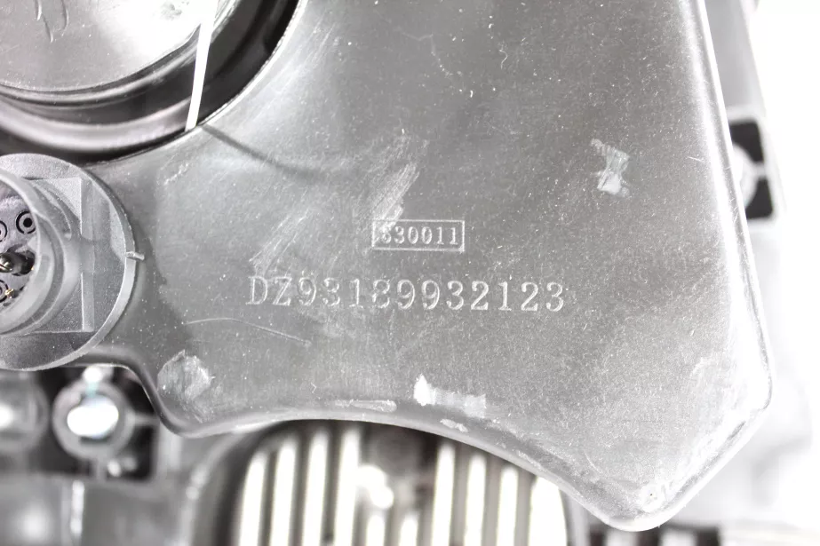 Фара (L, нового обр.) HUAFUXING, F3000, (DZ93189723010) для грузовиков *