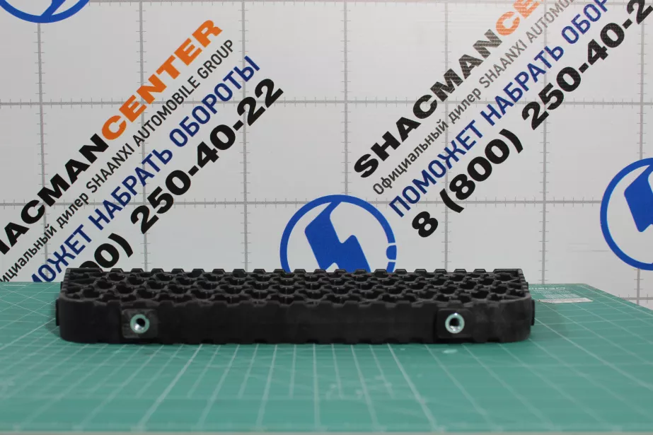 Подножка (R, Пластик, верхняя) SHAANXI, X5000 для грузовиков *