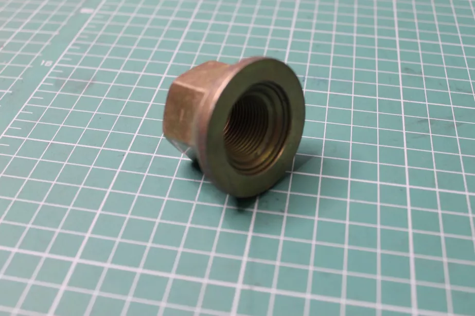 Гайка колеса D22, (Без пылезащитного колпачка) HOWO для грузовиков *