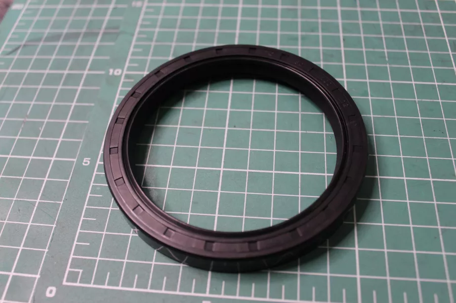 Сальник хвостовика редуктора (80*100*12) XCMG для грузовиков *