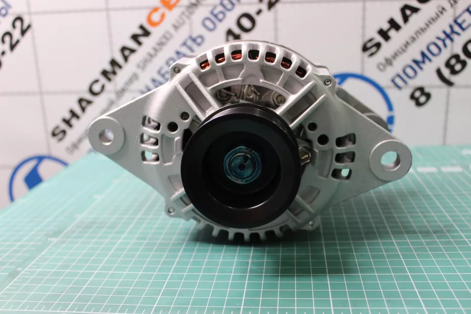 Генератор (под ручейковый ремень 8PK 28V/70А) CREATEK, Cummins, (CK8699) для грузовиков *