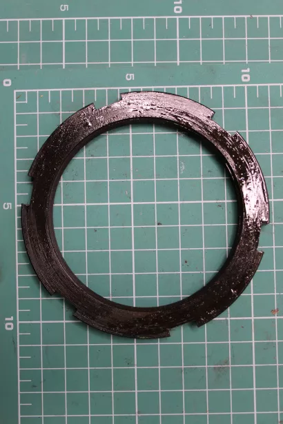 Гайка задней ступицы (R, плоская) SHAANXI для грузовиков *