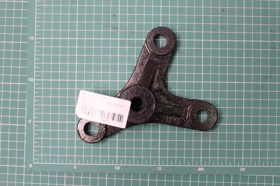 Кронштейн переднего стабилизатора (верхний) SHAANXI, X3000 для грузовиков *