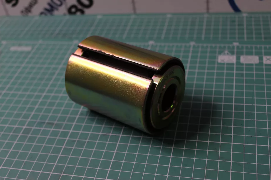 Втулка передней рессоры CREATEK, F3000, (CK8503) для грузовиков *