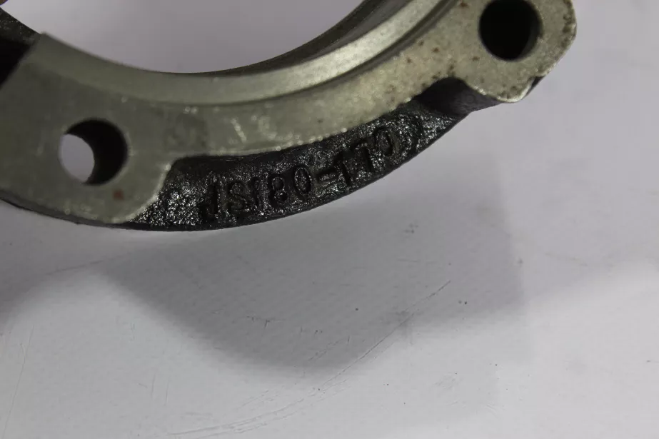 Крышка заднего подшипника выходного вала (Импульсный датчик) FULLER для грузовиков *