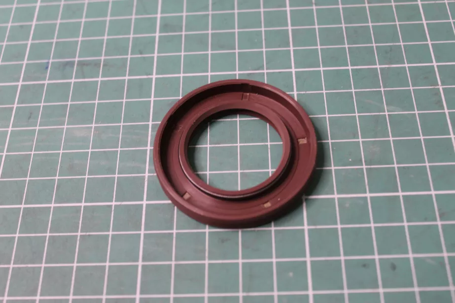 Сальник маслянного насоса (32*52*7) CREATEK, (CK1219) для грузовиков *