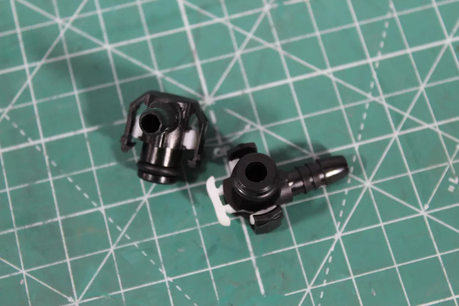 Штуцер воздушной трубки мочевины SHAANXI. для грузовиков *