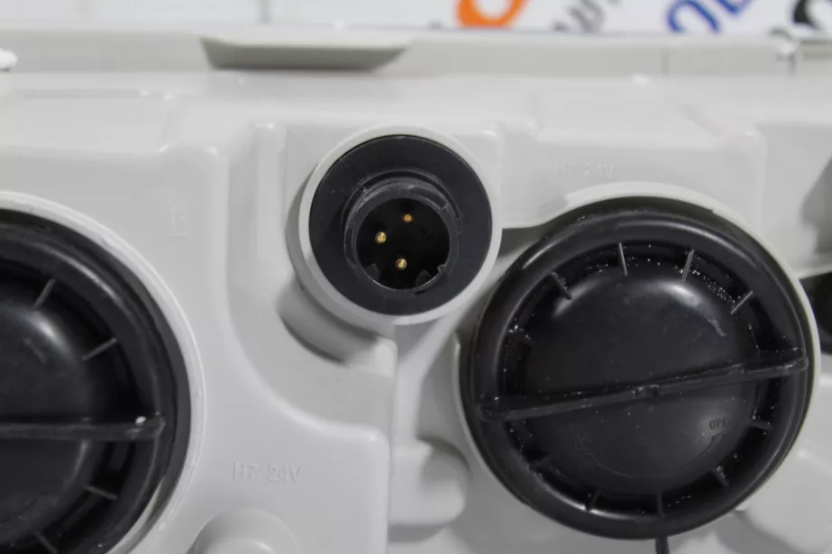 Фара противотуманная (FL) FAW, J7 для грузовиков *