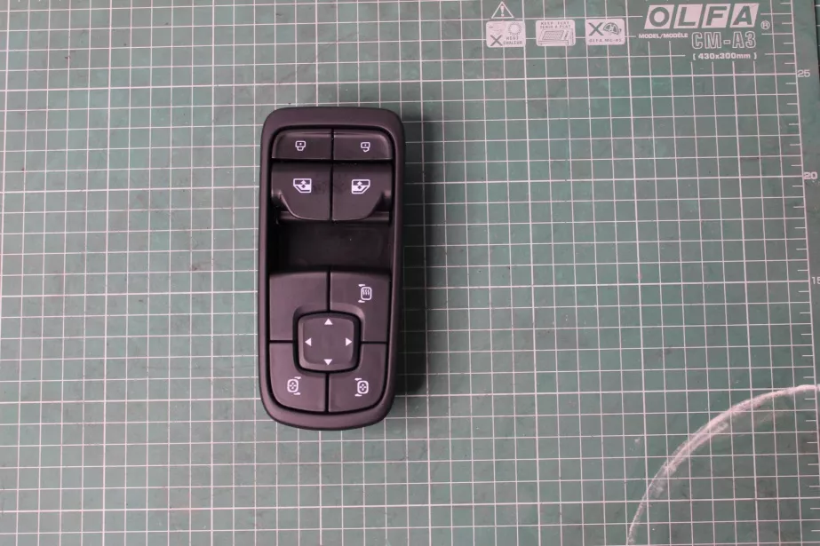 Блок клавиш двери (L) SHAANXI, X6000. для грузовиков *