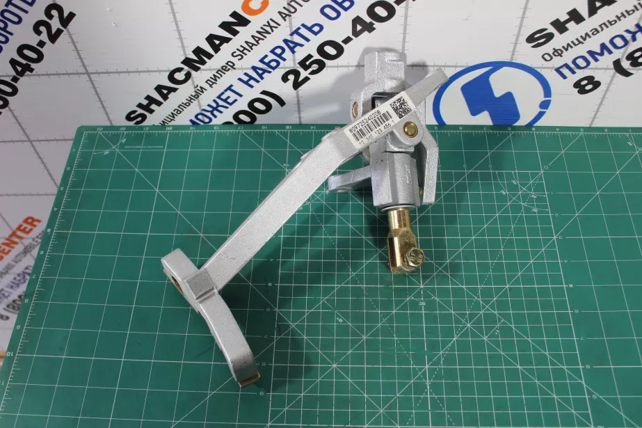 Кулиса КПП (А7) с вилкой HOWO для грузовиков *