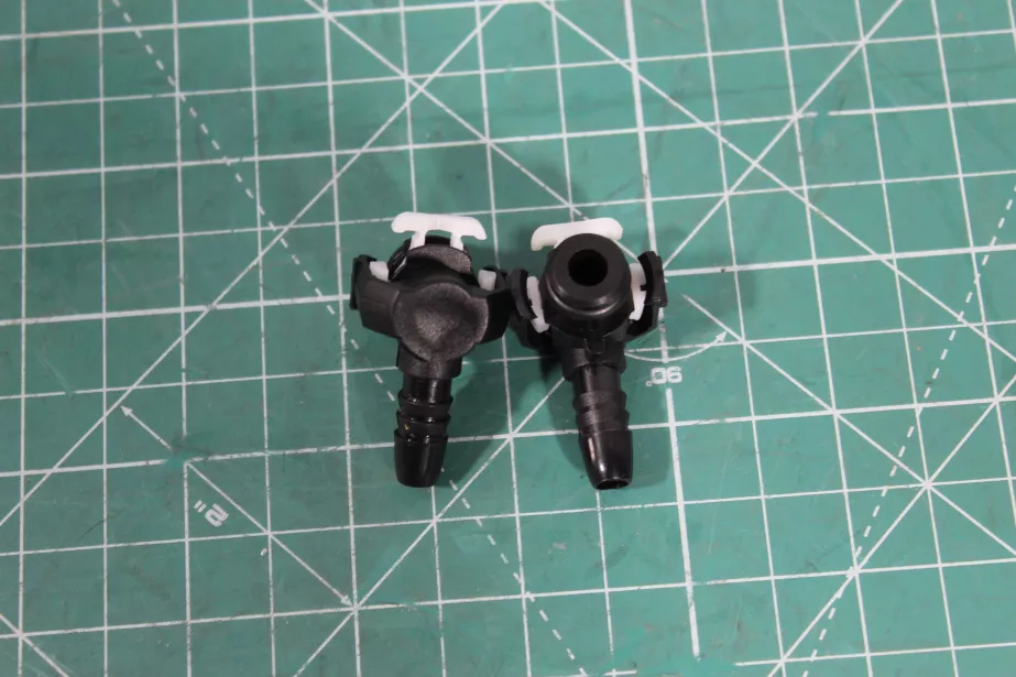 Штуцер воздушной трубки мочевины SHAANXI. для грузовиков *