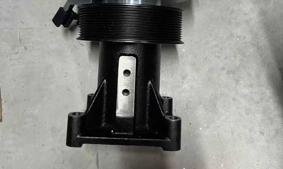 Кронштейн гидромуфты вентилятора (привод) SHAANXI, WP12, WP13 для грузовиков *