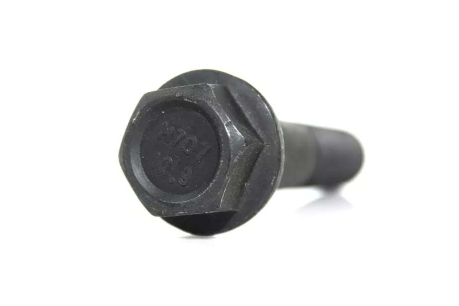 Болт D16, L75, (крепления корпуса МКД сред.редуктора) SHAANXI для грузовиков *