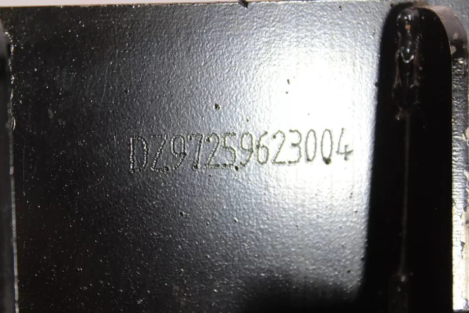 Кронштейн крепления бампера (L) SHAANXI, X3000 для грузовиков *