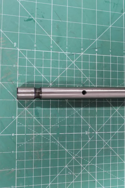 Шток вилки переключения 1-й, 2-й, 3-й, 4-й передачи для грузовиков *