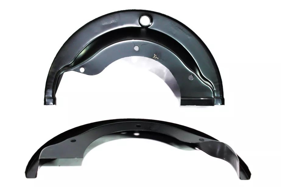 Пыльник задней ступицы L450, H45, ( щиток, 2-части) SHAANXI, F3000, X3000 для грузовиков *