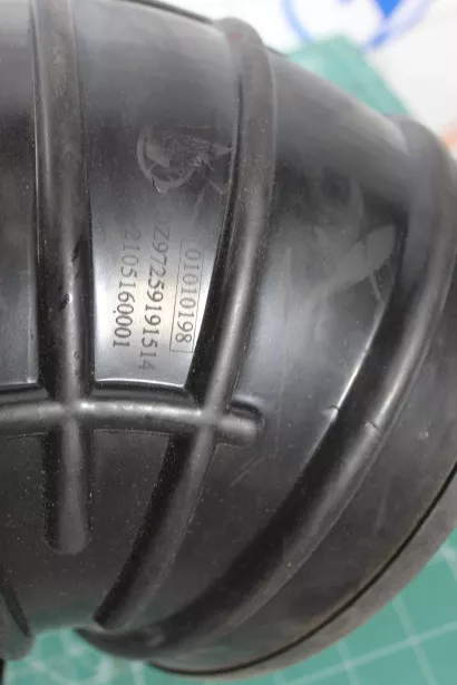 Патрубок воздушного фильтра SHAANXI, X3000 для грузовиков *