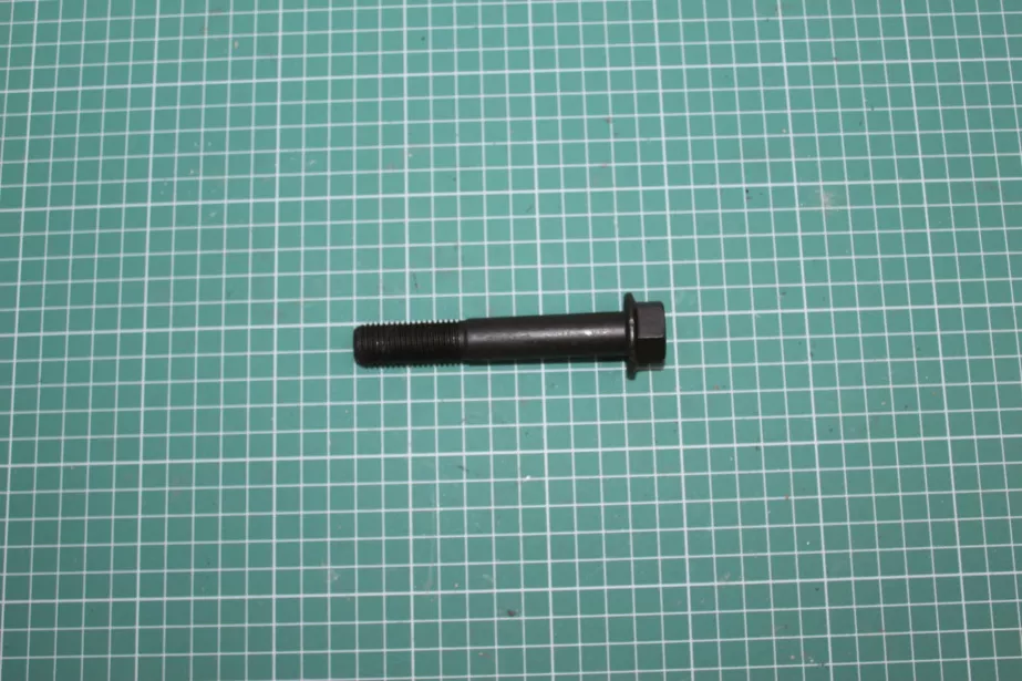 Болт D14 L80 корпуса МОД HOWO, (150B1480TF2) для грузовиков *