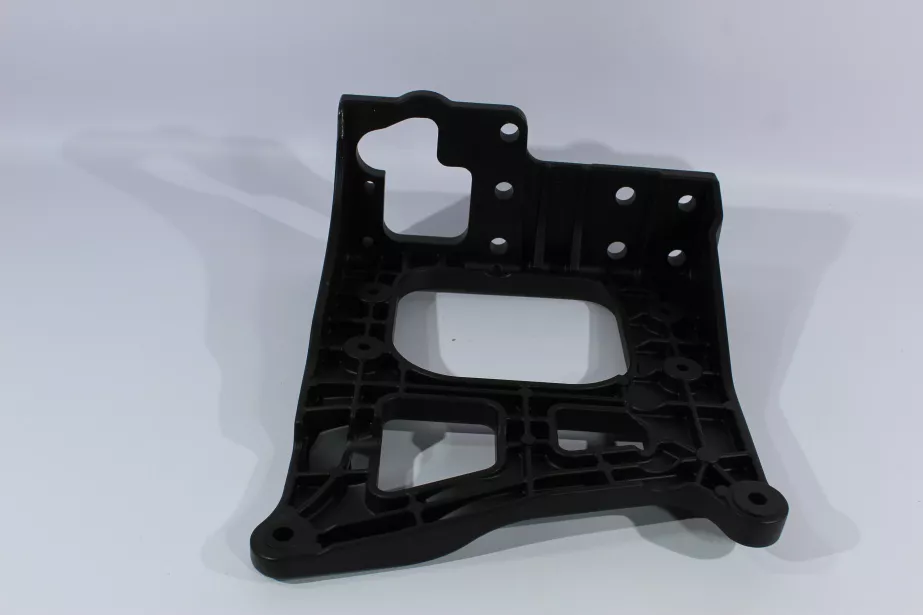 Кронштейн крепления заднего крыла SHAANXI, X6000 для грузовиков *