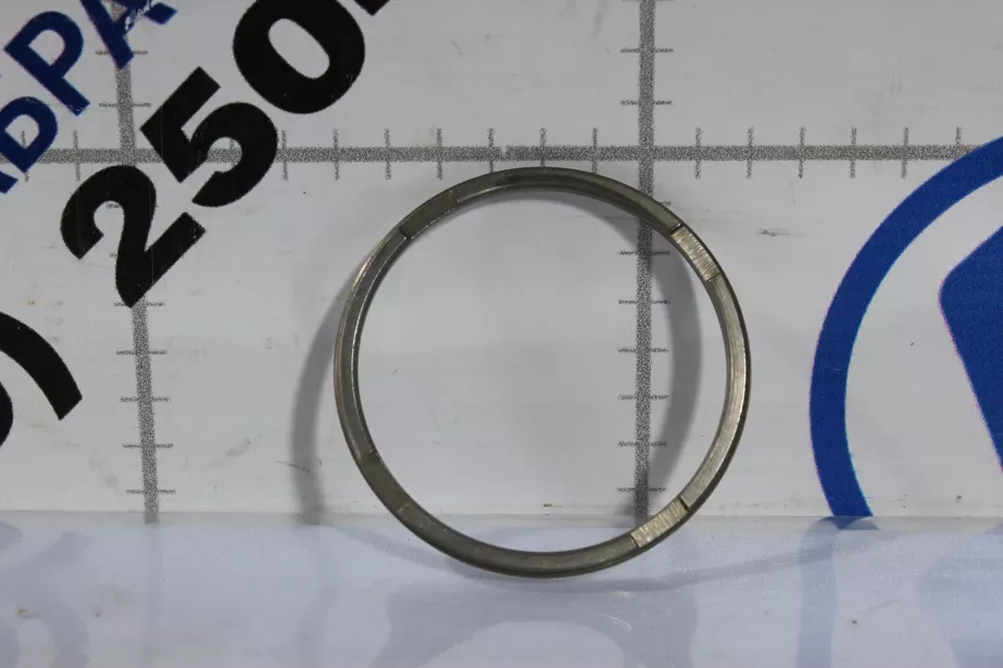 Шайба регулировочная вала МОД SHAANXI, HDZ300, X3000 для грузовиков *