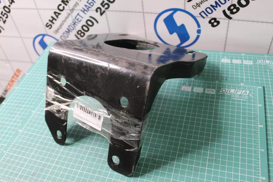 Кронштейн бампера (L) SHAANXI, F2000 для грузовиков *