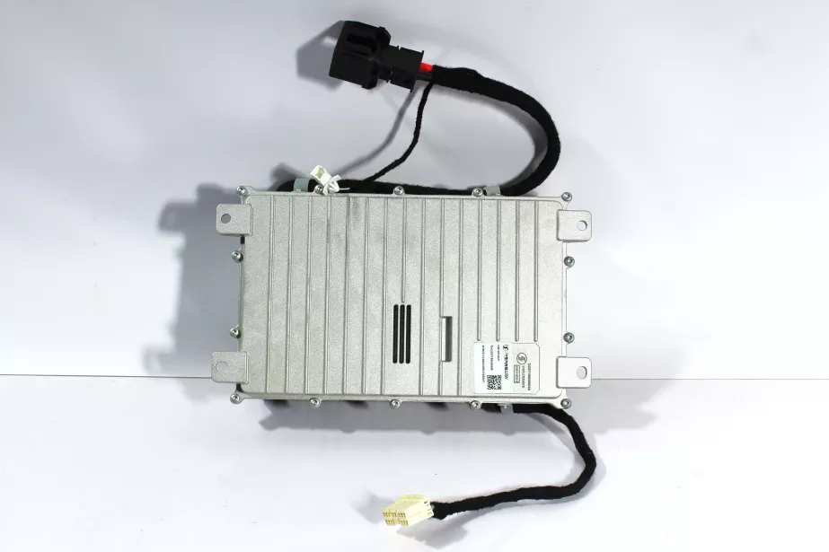 Преобразователь напряжения (24-220V 1200W) SHAANXI, X6000, X5000 для грузовиков *