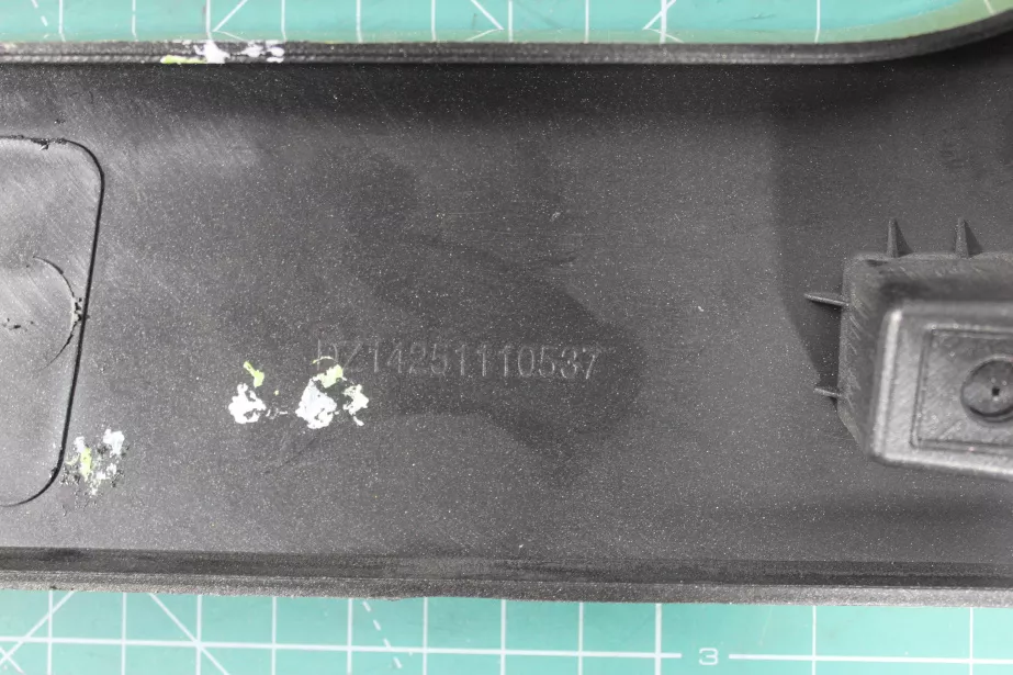 Капот (Золотой, с накладками) SHAANXI, X5000 для грузовиков *