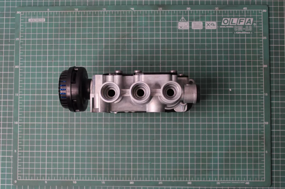 Клапан электромагнитный пневмоподвески SHAANXI, X6000 для грузовиков *