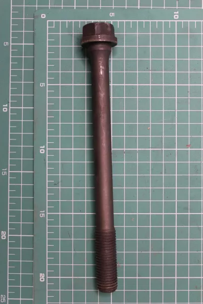 Болт ГБЦ D16, L185, HOWO, (612600040452) для грузовиков *