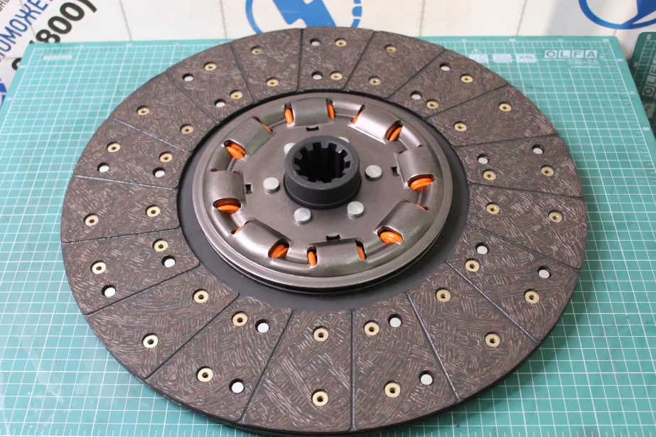 Диск сцепления (D430 d44.7) QINYAN, (20001173) для грузовиков *