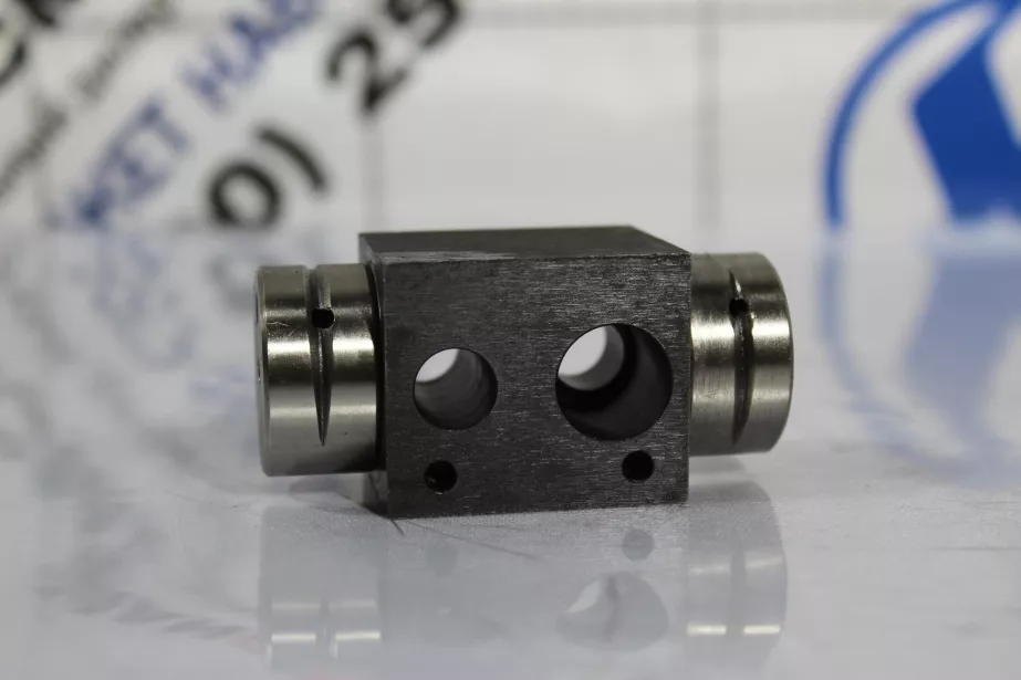 Ось коромысла клапана (Металл) SHAANXI, Евро-5, WP10, WP12 для грузовиков *