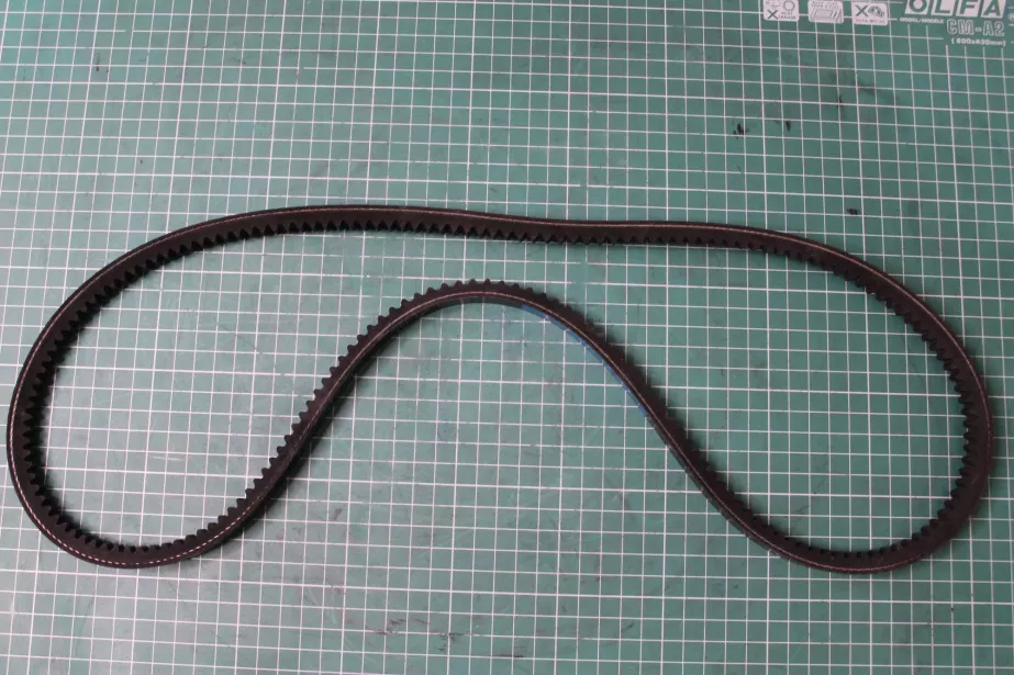 Ремень клиновой (13*1233 генератора) FAW, J6 для грузовиков *