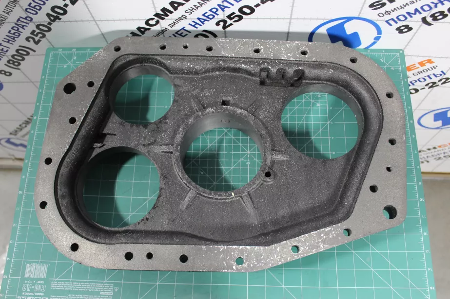 Крышка задняя КПП FULLER, 12JSD для грузовиков *