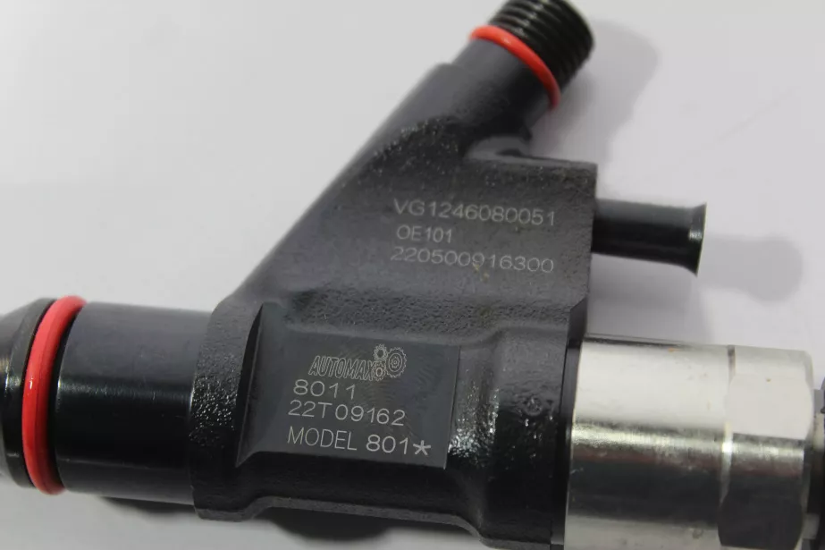 Форсунка топливная AUTOMAX, Евро-4, D12, (AM1121,095000-8011) для грузовиков *