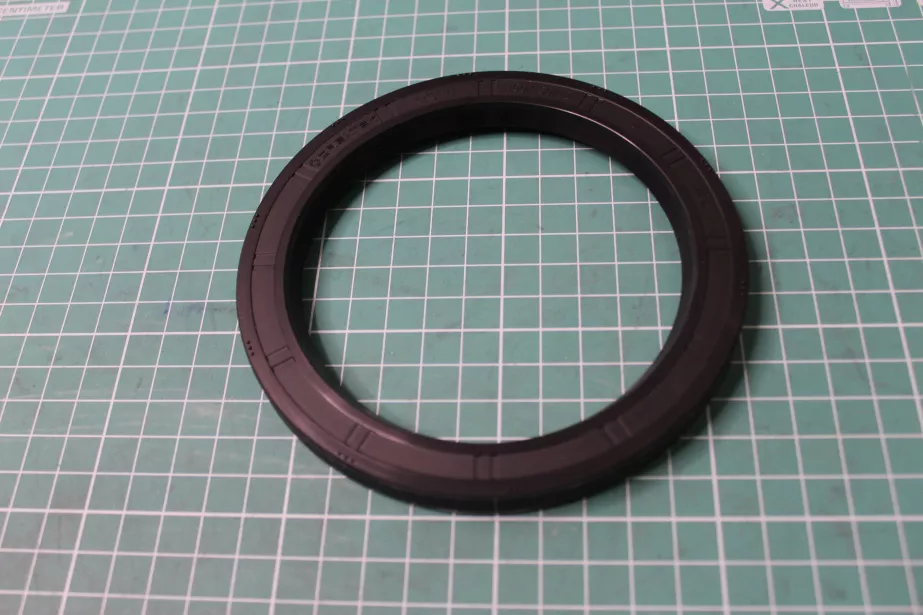 Сальник ступицы D130, H12, (Front, 100*130*12) CREATEK, F2000, (CK8571 81.96502.6045/06.56289.0267) для грузовиков *