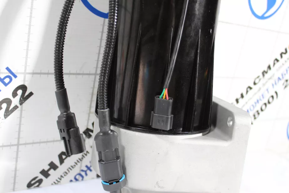 Корпус топливного фильтра сепаратор с кронштейном (вход справа) SITRAK, T5G для грузовиков *