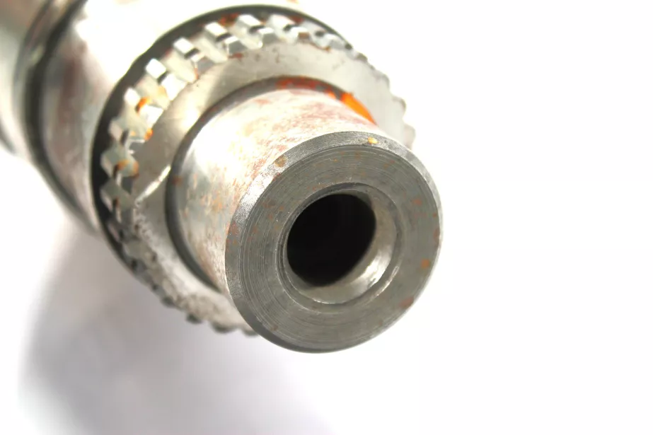 Вал вторичный ZF для грузовиков *