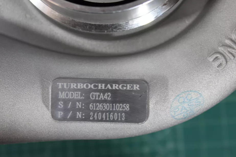 Турбина (турбокомпрессор) (GT42) SHAANXI, WP12 для грузовиков *