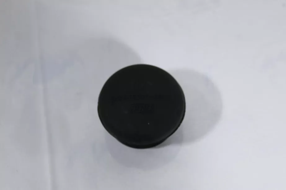 Заглушка кронштейна брызговика SHAANXI, X6000 для грузовиков *