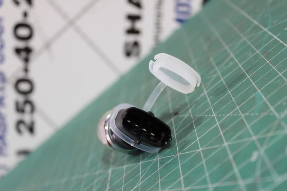 Датчик давление масла SHAANXI для грузовиков *