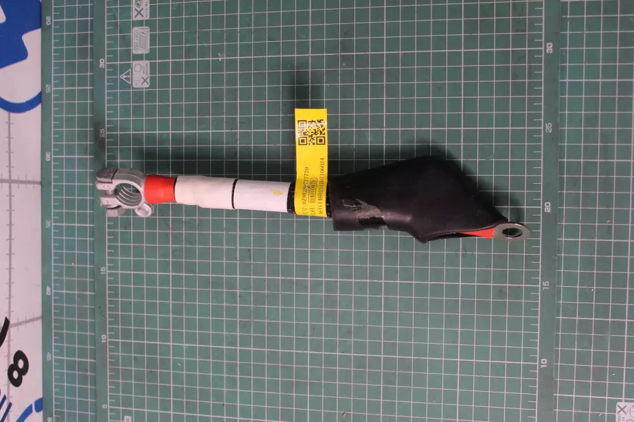 Кабель плюсовой аккумулятора SHAANXI, X6000 для грузовиков *