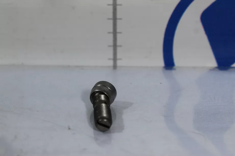 Болт регулировочный коромысла клапана WEICHAI, Евро-5, WP10, WP12 для грузовиков *